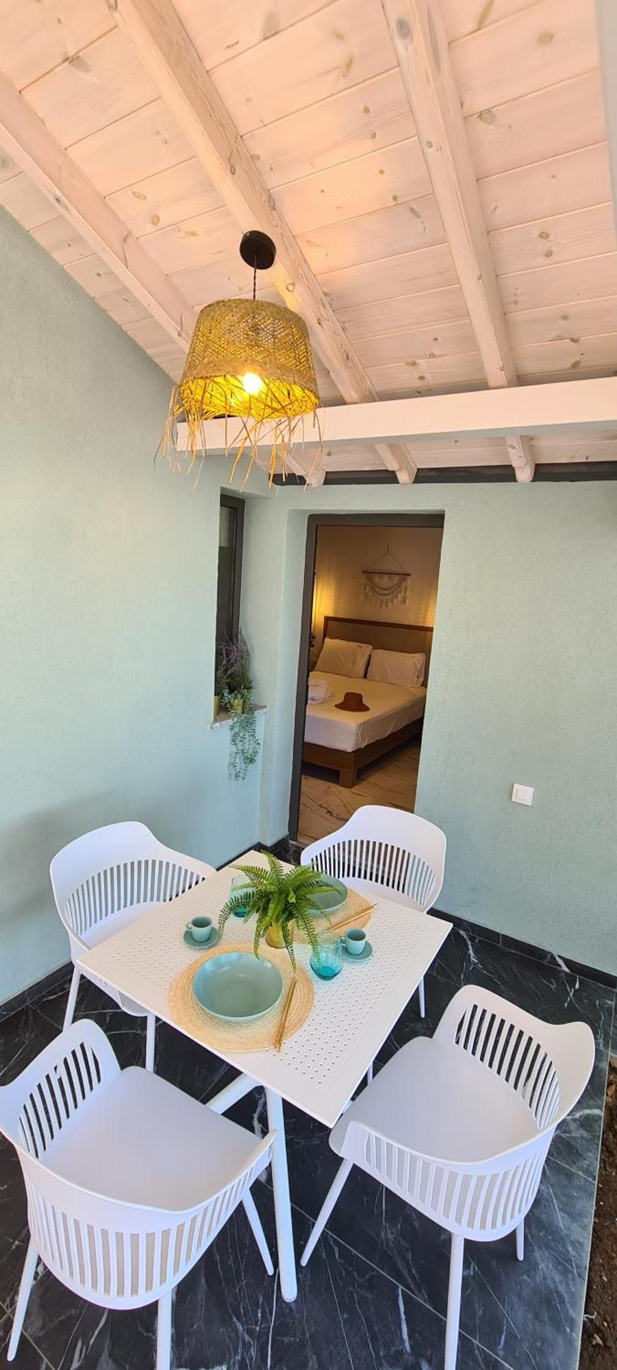 Vrasná Costa Anastasia_Sea View Suites الغرفة الصورة